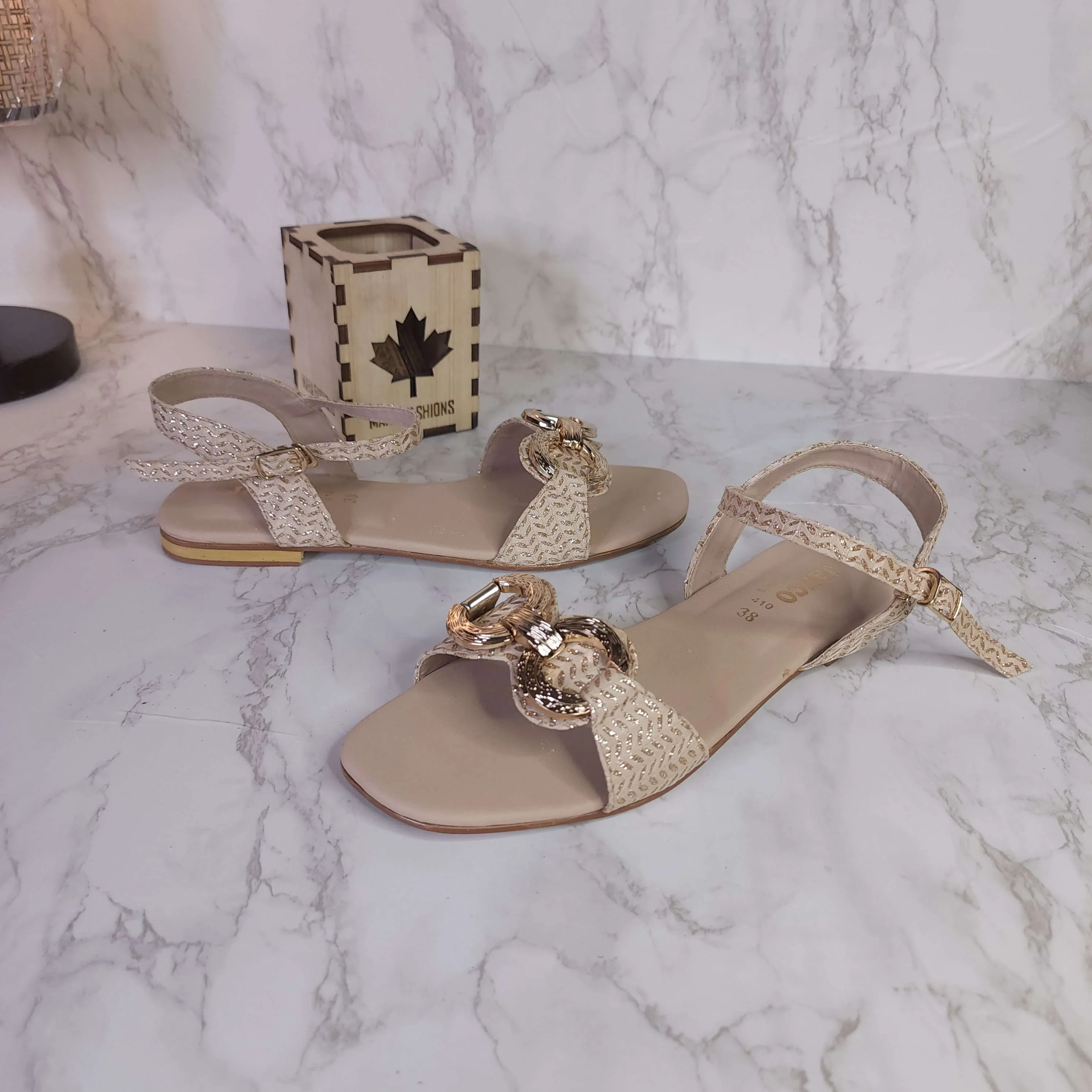 Fown Buckle Sandals