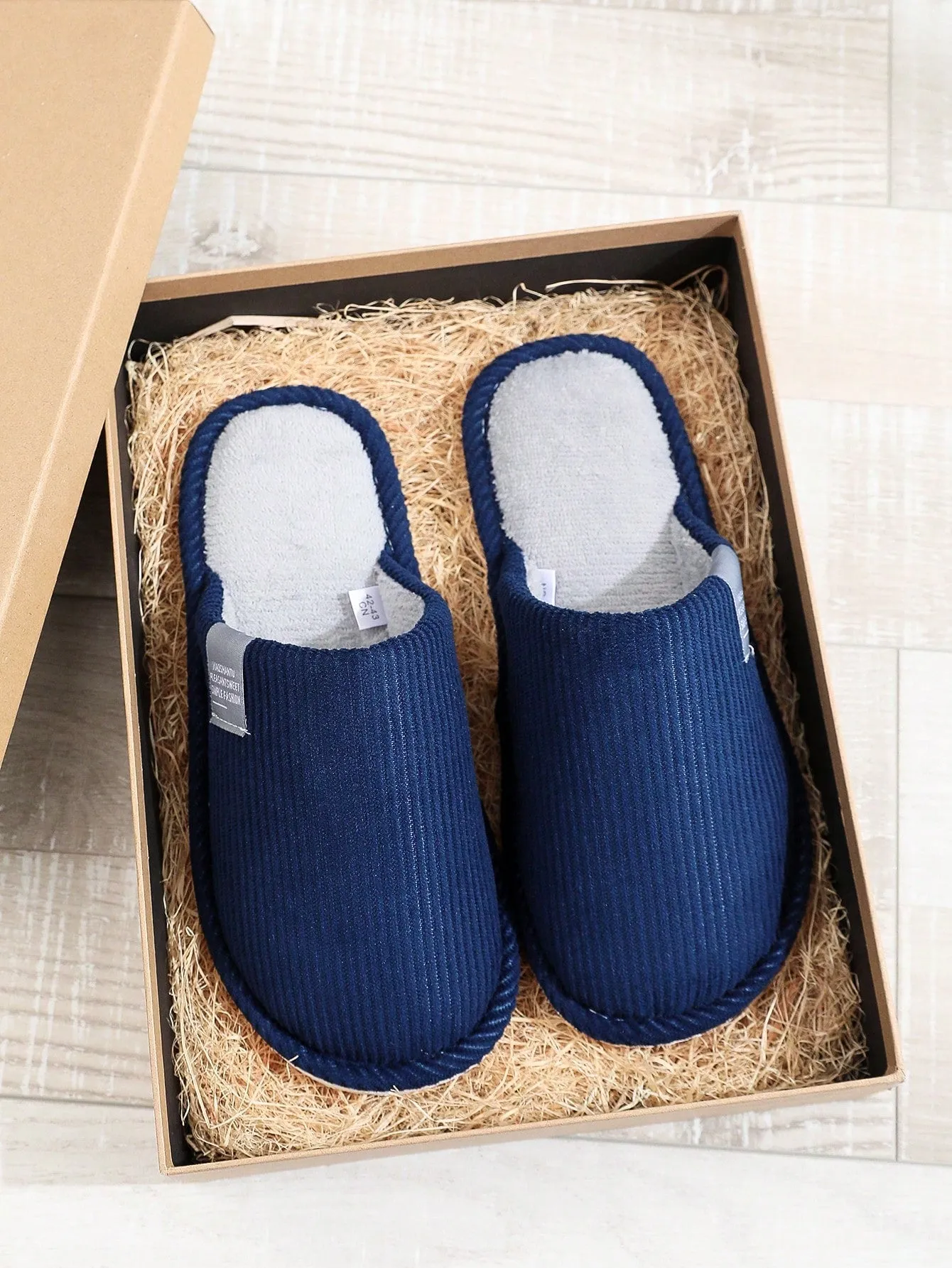 Men's Indoor Slippers,Men's flat-headed blue home slippers, striped plush flat-bottomed slippers, autumn and winter warm plush slippers