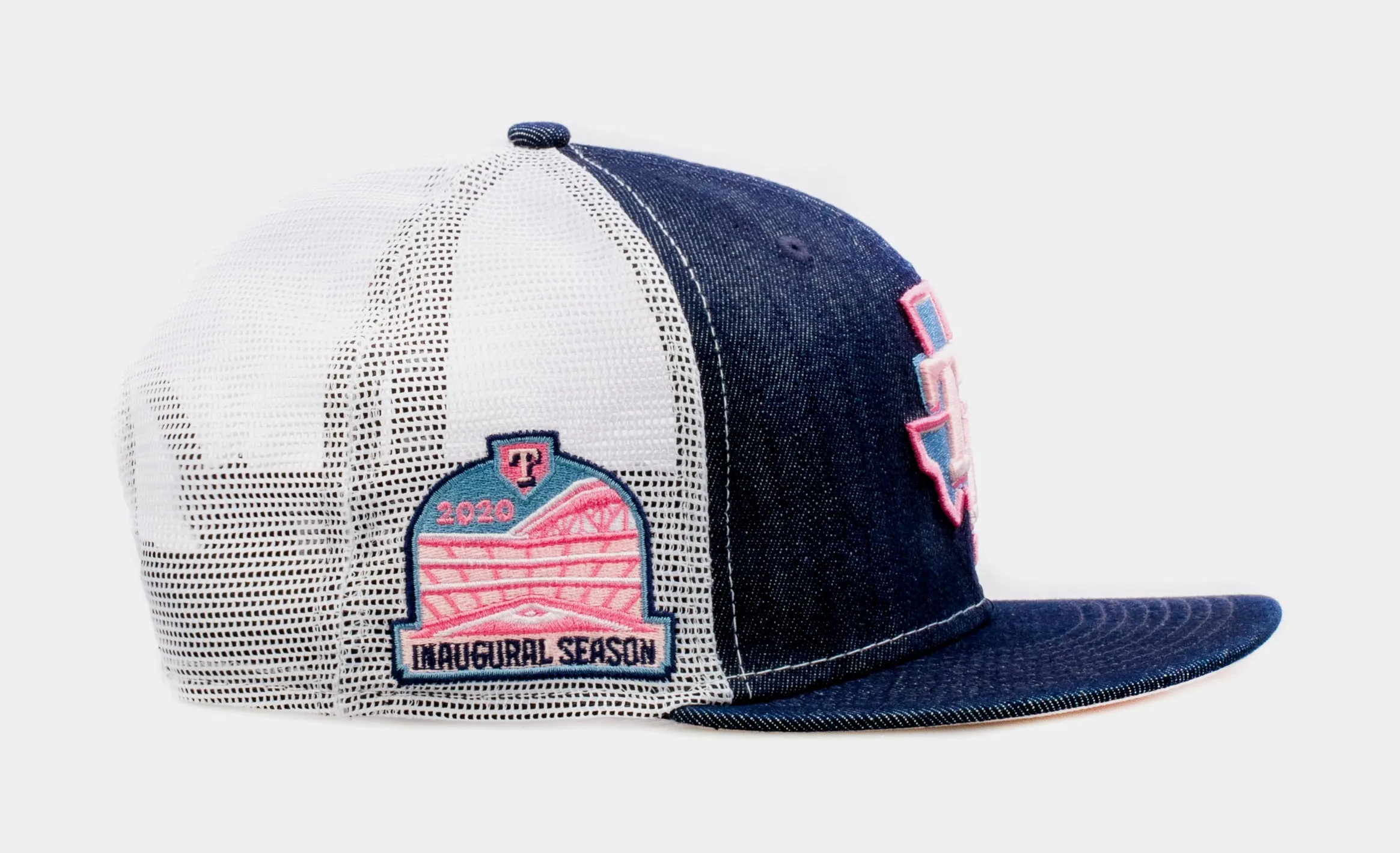 Shoe Palace Exclusive Denim Trucker Texas Rangers 9Fifty Mens Snapback Hat (Blue/Pink)